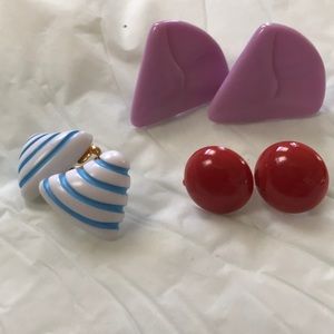 Lot of 3 vintage earrings clip